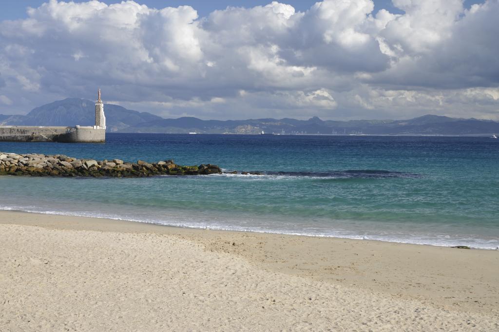 Hostal Tarifa -Recepcion Abierta Las 24H- Luaran gambar
